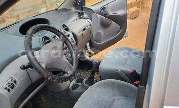 Acheter Occasion Voiture Toyota Yaris Gris à Lomé, Togo Acheter Occasion Voiture Toyota Yaris Gris à Lomé, Togo