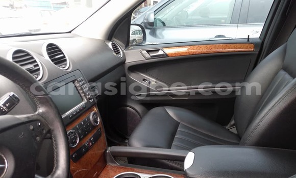 Acheter Occasion Voiture Mercedes‒Benz ML–Class Noir à Lomé, Togo Acheter Occasion Voiture Mercedes‒Benz ML–Class Noir à Lomé, Togo