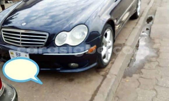 Acheter Occasion Voiture Mercedes‒Benz C–Class Bleu à Lomé, Togo Acheter Occasion Voiture Mercedes‒Benz C–Class Bleu à Lomé, Togo