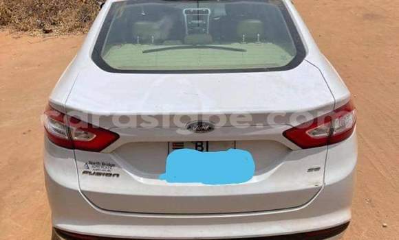 Acheter Occasion Voiture Ford Fusion Blanc à Lomé, Togo Acheter Occasion Voiture Ford Fusion Blanc à Lomé, Togo