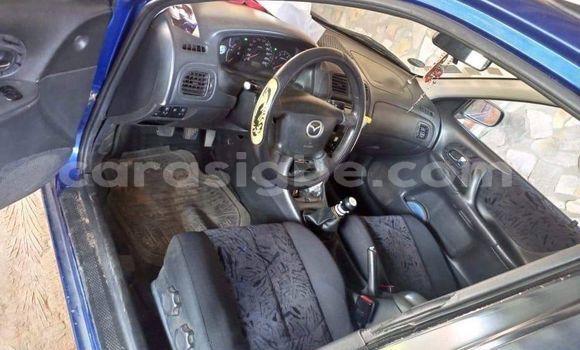 Acheter Occasion Voiture Mazda 323 Bleu à Lomé, Togo Acheter Occasion Voiture Mazda 323 Bleu à Lomé, Togo