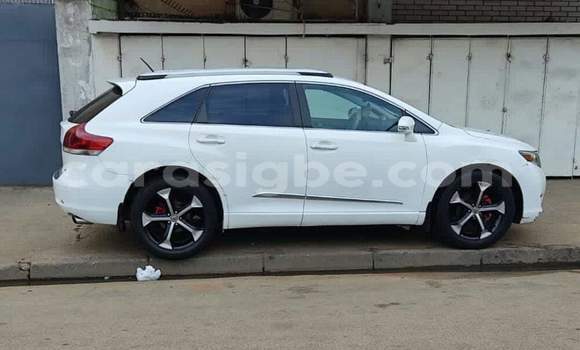 Buy Used Toyota Venza White Car in Lome in Togo Buy Used Toyota Venza White Car in Lome in Togo