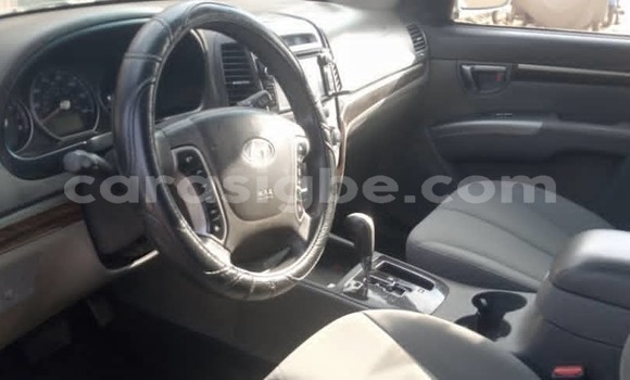 Buy Used Hyundai Santa Fe Silver Car in Lome in Togo Buy Used Hyundai Santa Fe Silver Car in Lome in Togo