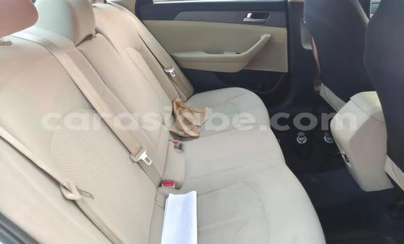 Buy Used Hyundai Sonata White Car in Lome in Maritime Buy Used Hyundai Sonata White Car in Lome in Maritime