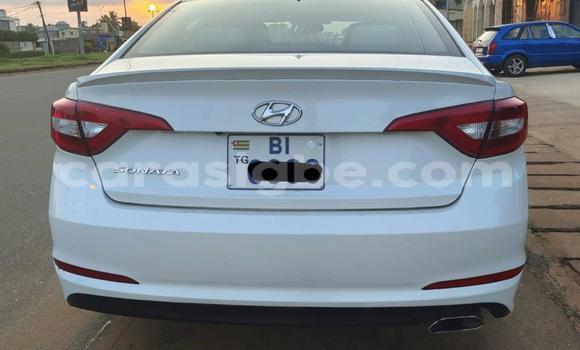 Buy Used Hyundai Sonata White Car in Lome in Maritime Buy Used Hyundai Sonata White Car in Lome in Maritime