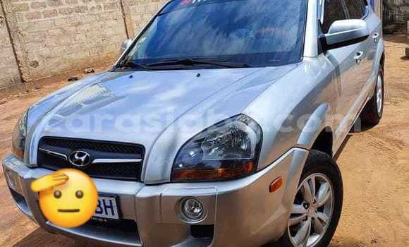 Buy Used Hyundai Tucson Silver Car in Lome in Togo Buy Used Hyundai Tucson Silver Car in Lome in Togo
