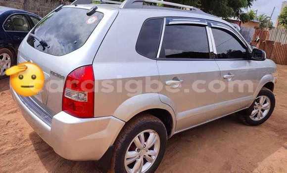 Buy Used Hyundai Tucson Silver Car in Lome in Togo Buy Used Hyundai Tucson Silver Car in Lome in Togo