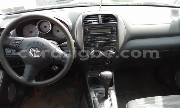 Buy Used Toyota RAV4 Blue Car in Lome in Togo Buy Used Toyota RAV4 Blue Car in Lome in Togo