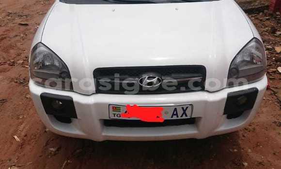 Buy Used Hyundai Tucson White Car in Lome in Togo Buy Used Hyundai Tucson White Car in Lome in Togo