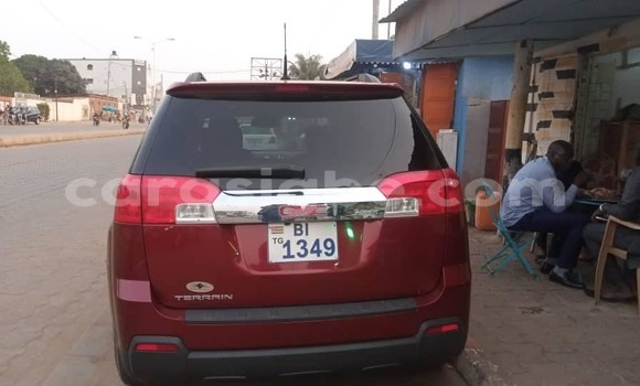 Acheter Occasion Voiture GMC Terrain Rouge à Lomé, Togo Acheter Occasion Voiture GMC Terrain Rouge à Lomé, Togo