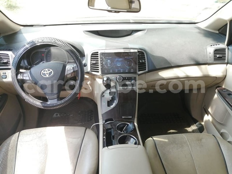 Big with watermark toyota venza togo lome 7029
