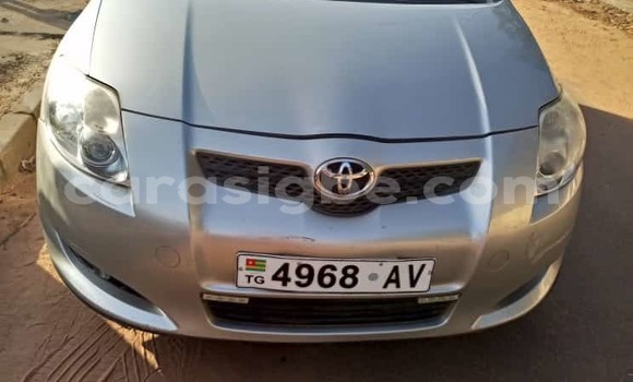 Buy Used Toyota Auris Silver Car in Lome in Togo Buy Used Toyota Auris Silver Car in Lome in Togo