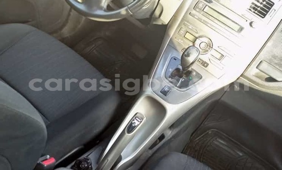Buy Used Toyota Auris Silver Car in Lome in Togo Buy Used Toyota Auris Silver Car in Lome in Togo