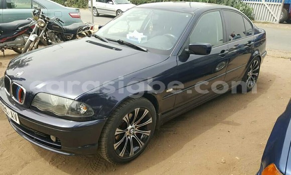 Buy Used BMW 3–Series Blue Car in Lome in Togo Buy Used BMW 3–Series Blue Car in Lome in Togo