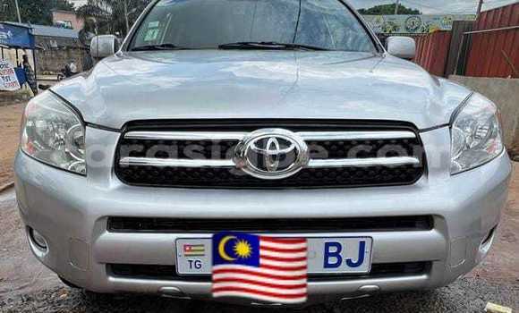 Acheter Occasion Voiture Toyota RAV4 Gris à Lomé, Togo Acheter Occasion Voiture Toyota RAV4 Gris à Lomé, Togo