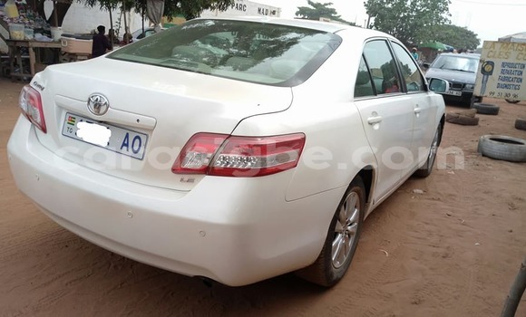 Buy Used Toyota Camry White Car in Lome in Togo Buy Used Toyota Camry White Car in Lome in Togo