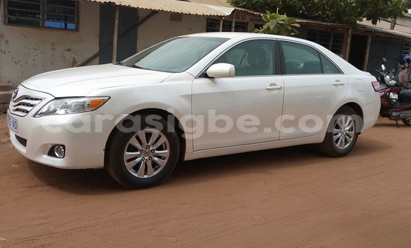 Buy Used Toyota Camry White Car in Lome in Togo Buy Used Toyota Camry White Car in Lome in Togo