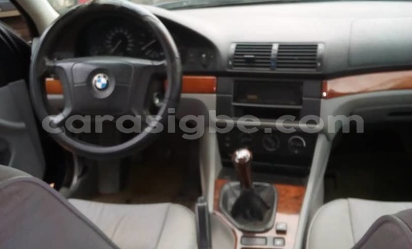 Acheter Occasion Voiture BMW E30 Noir à Lomé, Maritime Acheter Occasion Voiture BMW E30 Noir à Lomé, Maritime