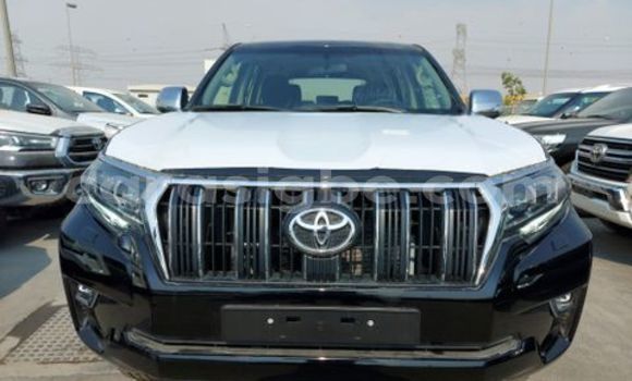 Acheter Import Voiture Toyota Land Cruiser Prado Noir à Lomé, Togo