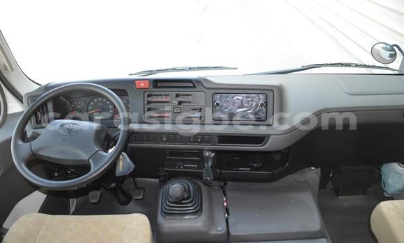 Acheter Import Utilitaire Toyota LITEACE Blanc à Kpessi, Plateaux Acheter Import Utilitaire Toyota LITEACE Blanc à Kpessi, Plateaux