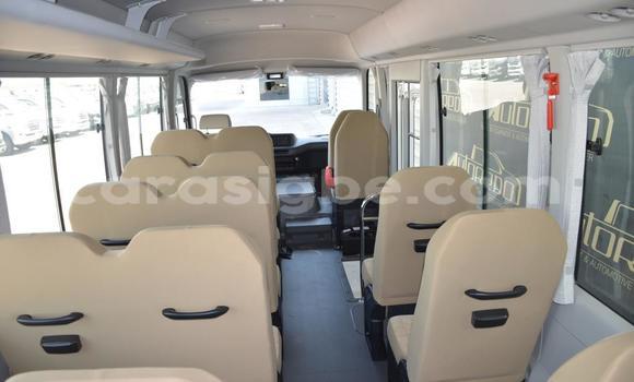 Acheter Import Utilitaire Toyota LITEACE Blanc à Kpessi, Plateaux Acheter Import Utilitaire Toyota LITEACE Blanc à Kpessi, Plateaux