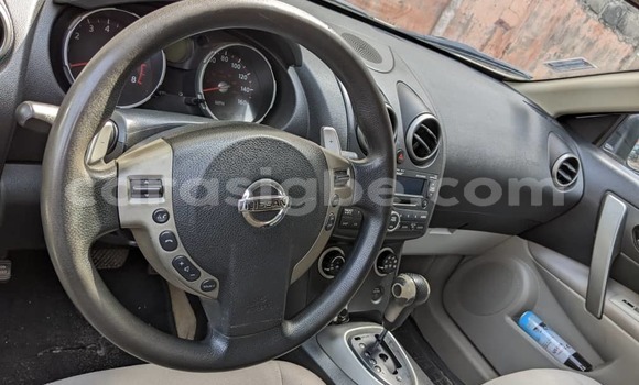 Buy Used Nissan Rogue White Car in Lome in Togo Buy Used Nissan Rogue White Car in Lome in Togo