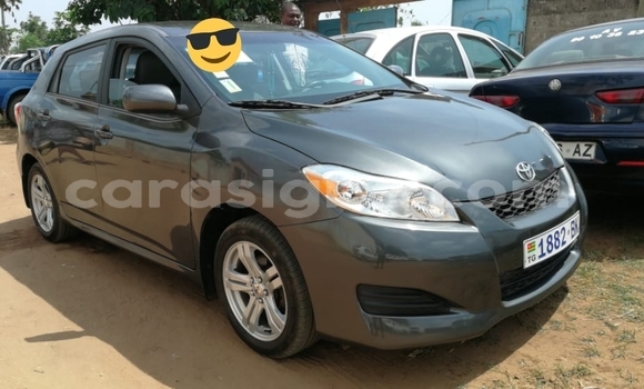 Acheter Occasion Voiture Toyota Matrix Noir à Lomé, Togo Acheter Occasion Voiture Toyota Matrix Noir à Lomé, Togo