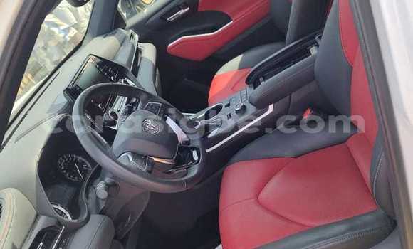 Acheter Occasion Voiture Toyota Highlander Blanc à Lomé, Togo Acheter Occasion Voiture Toyota Highlander Blanc à Lomé, Togo