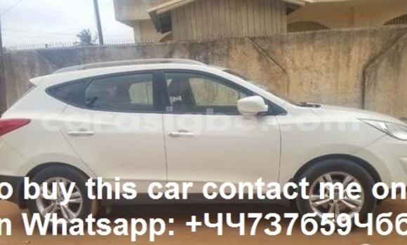 Buy Used Hyundai ix35 White Car in Lome in Togo Buy Used Hyundai ix35 White Car in Lome in Togo