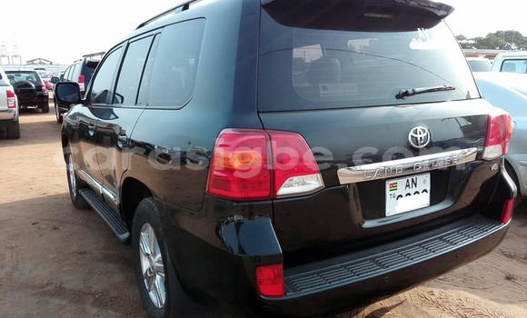 Buy Used Toyota Land Cruiser Black Car in Lome in Togo Buy Used Toyota Land Cruiser Black Car in Lome in Togo