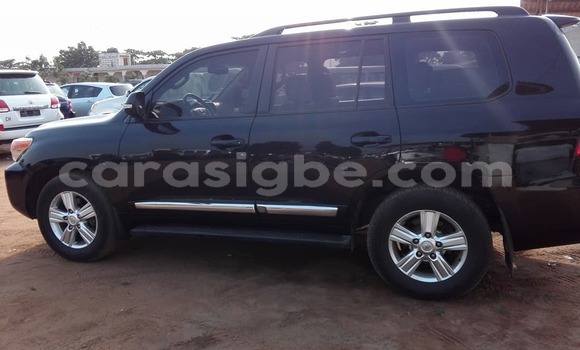 Buy Used Toyota Land Cruiser Black Car in Lome in Togo Buy Used Toyota Land Cruiser Black Car in Lome in Togo