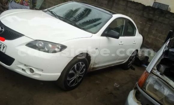 Acheter Occasion Voiture Mazda 3 Blanc à Lomé, Togo Acheter Occasion Voiture Mazda 3 Blanc à Lomé, Togo