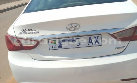 Acheter Occasion Voiture Hyundai Sonata Blanc à Lomé, Togo Acheter Occasion Voiture Hyundai Sonata Blanc à Lomé, Togo