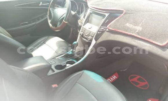 Acheter Occasion Voiture Hyundai Sonata Blanc à Lomé, Togo Acheter Occasion Voiture Hyundai Sonata Blanc à Lomé, Togo