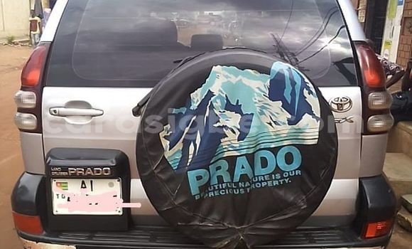 Acheter Occasion Voiture Toyota Land Cruiser Prado Gris à Lomé, Togo Acheter Occasion Voiture Toyota Land Cruiser Prado Gris à Lomé, Togo