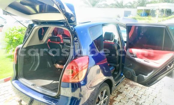 Acheter Occasion Voiture Toyota Corolla Verso Bleu à Lomé, Togo Acheter Occasion Voiture Toyota Corolla Verso Bleu à Lomé, Togo