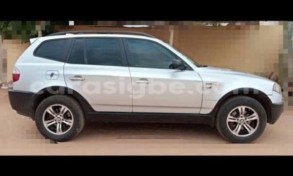 Acheter Occasion Voiture BMW X3 Gris à Lomé, Togo Acheter Occasion Voiture BMW X3 Gris à Lomé, Togo
