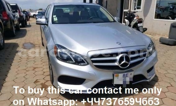 Acheter Occasion Voiture Mercedes‒Benz E–Class Gris à Lomé, Togo Acheter Occasion Voiture Mercedes‒Benz E–Class Gris à Lomé, Togo