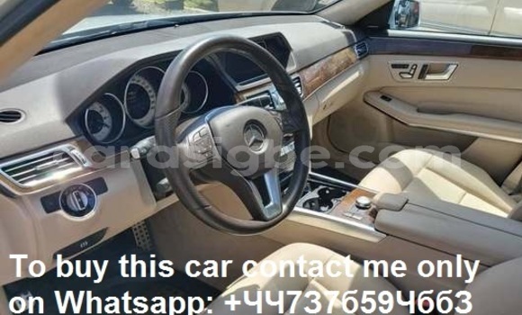 Acheter Occasion Voiture Mercedes‒Benz E–Class Gris à Lomé, Togo Acheter Occasion Voiture Mercedes‒Benz E–Class Gris à Lomé, Togo