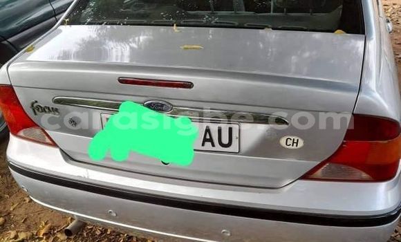 Acheter Occasion Voiture Ford Focus Gris à Lomé, Togo Acheter Occasion Voiture Ford Focus Gris à Lomé, Togo