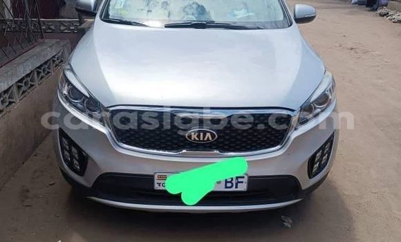 Acheter Occasion Voiture Kia Sorento Gris à Lomé, Togo Acheter Occasion Voiture Kia Sorento Gris à Lomé, Togo