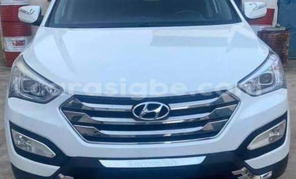 Acheter Occasion Voiture Hyundai Santa Fe Blanc à Lomé, Togo Acheter Occasion Voiture Hyundai Santa Fe Blanc à Lomé, Togo
