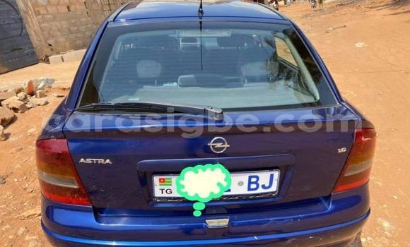 Buy Used Opel Astra Blue Car in Lome in Togo Buy Used Opel Astra Blue Car in Lome in Togo