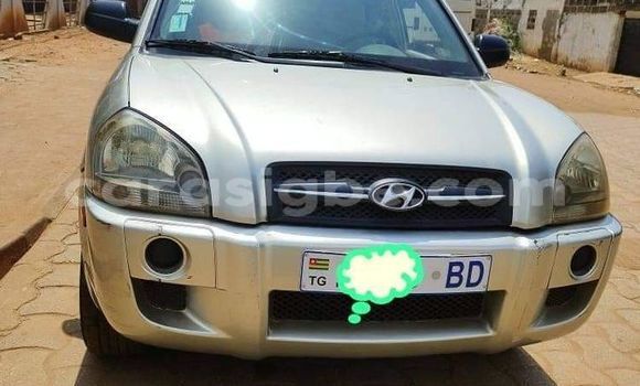 Buy Used Hyundai Tucson Silver Car in Lome in Togo Buy Used Hyundai Tucson Silver Car in Lome in Togo