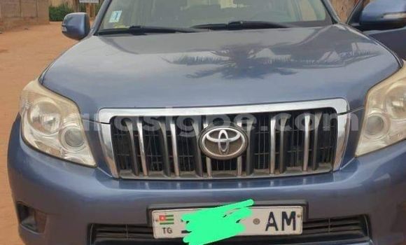 Buy Used Toyota Land Cruiser Prado Blue Car in Lome in Togo Buy Used Toyota Land Cruiser Prado Blue Car in Lome in Togo