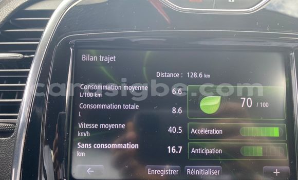 Acheter Occasion Voiture Renault Captur Gris à Lomé, Togo Acheter Occasion Voiture Renault Captur Gris à Lomé, Togo