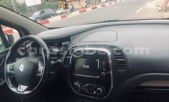 Acheter Occasion Voiture Renault Captur Gris à Lomé, Togo Acheter Occasion Voiture Renault Captur Gris à Lomé, Togo