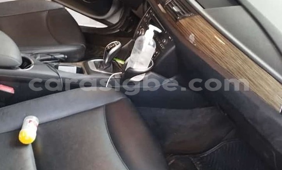 Buy Used BMW X1 Silver Car in Lome in Togo Buy Used BMW X1 Silver Car in Lome in Togo