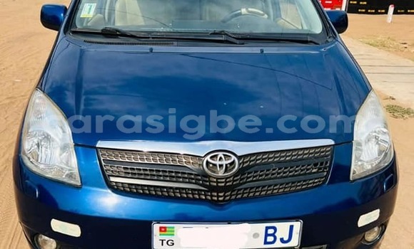 Buy Used Toyota Corolla Verso Blue Car in Lome in Togo Buy Used Toyota Corolla Verso Blue Car in Lome in Togo