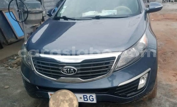 Buy Used Kia Sportage Blue Car in Lome in Togo Buy Used Kia Sportage Blue Car in Lome in Togo